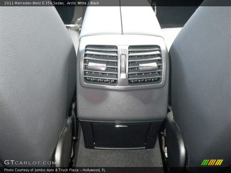 Arctic White / Black 2011 Mercedes-Benz E 350 Sedan