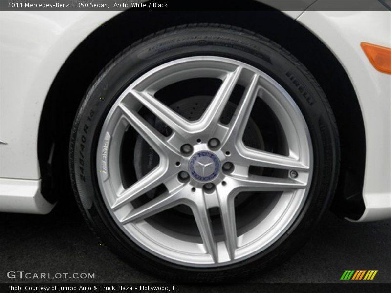 Arctic White / Black 2011 Mercedes-Benz E 350 Sedan