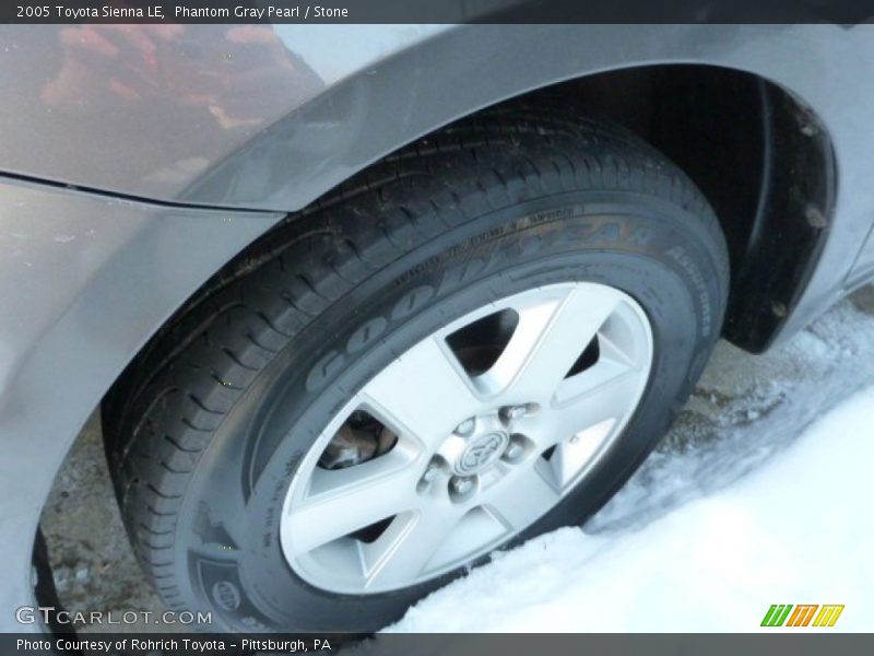 Phantom Gray Pearl / Stone 2005 Toyota Sienna LE