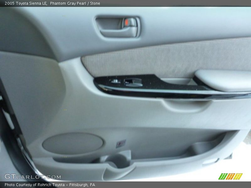 Phantom Gray Pearl / Stone 2005 Toyota Sienna LE