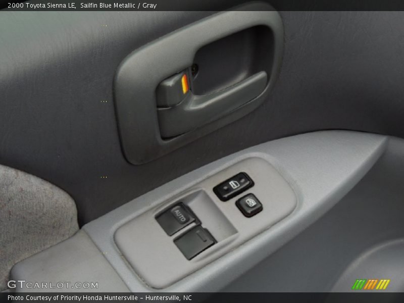 Sailfin Blue Metallic / Gray 2000 Toyota Sienna LE