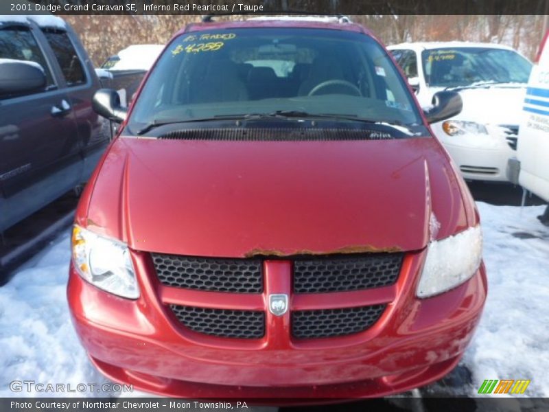 Inferno Red Pearlcoat / Taupe 2001 Dodge Grand Caravan SE