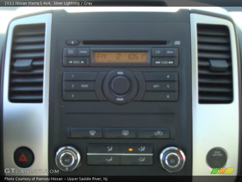 Silver Lightning / Gray 2011 Nissan Xterra S 4x4