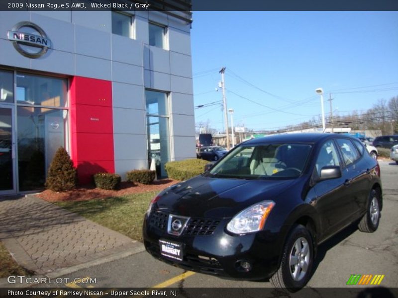 Wicked Black / Gray 2009 Nissan Rogue S AWD