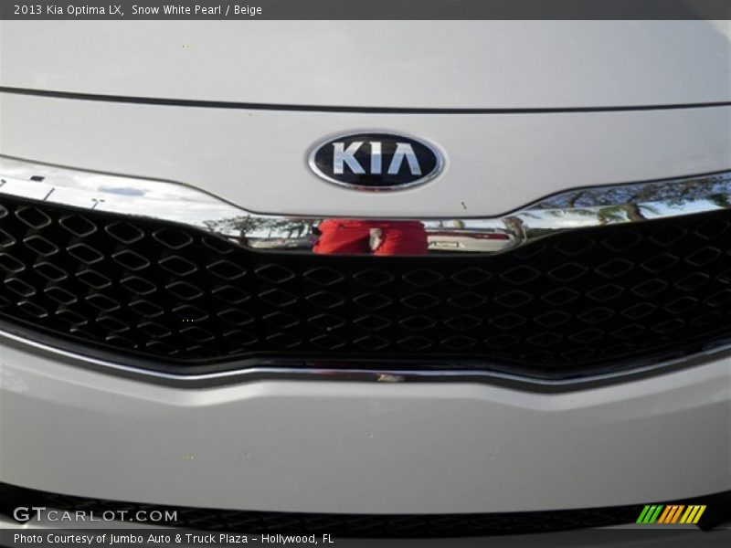 Snow White Pearl / Beige 2013 Kia Optima LX