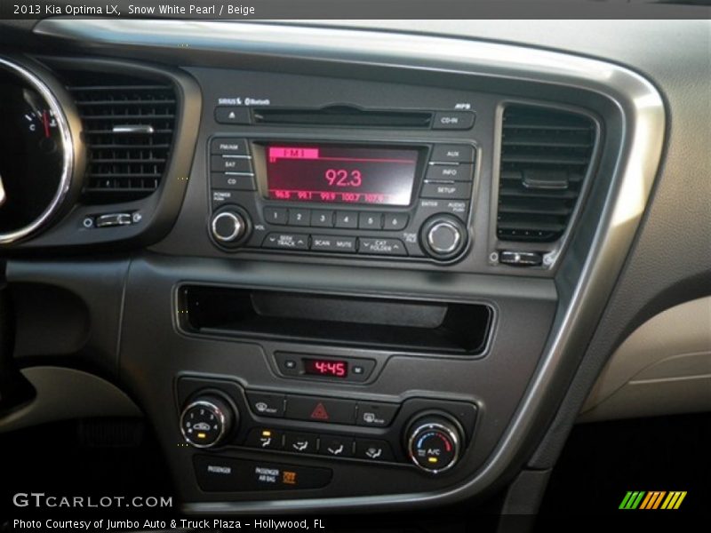 Snow White Pearl / Beige 2013 Kia Optima LX