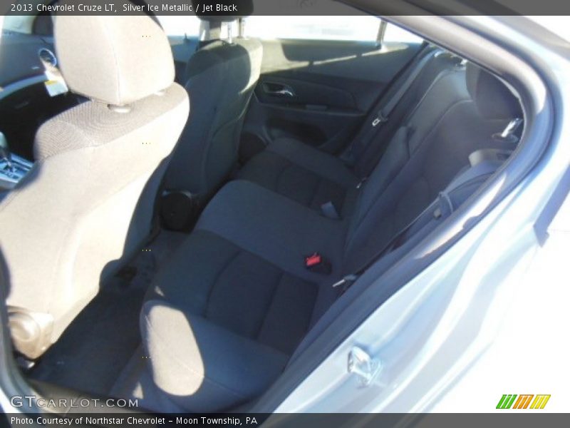 Silver Ice Metallic / Jet Black 2013 Chevrolet Cruze LT