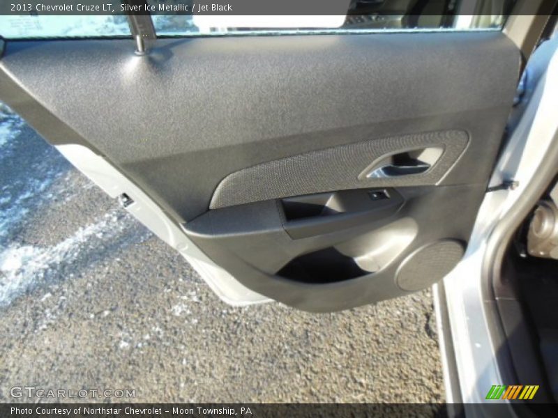 Silver Ice Metallic / Jet Black 2013 Chevrolet Cruze LT