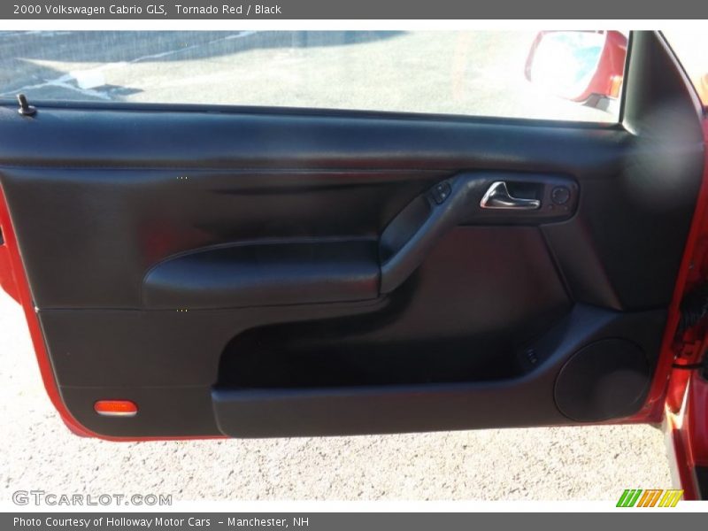 Tornado Red / Black 2000 Volkswagen Cabrio GLS