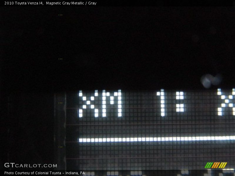 Magnetic Gray Metallic / Gray 2010 Toyota Venza I4