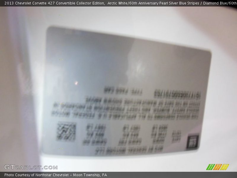 Arctic White/60th Anniversary Pearl Silver Blue Stripes / Diamond Blue/60th Anniversary Design Package 2013 Chevrolet Corvette 427 Convertible Collector Edition