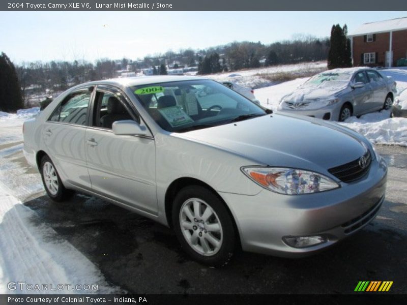 Lunar Mist Metallic / Stone 2004 Toyota Camry XLE V6