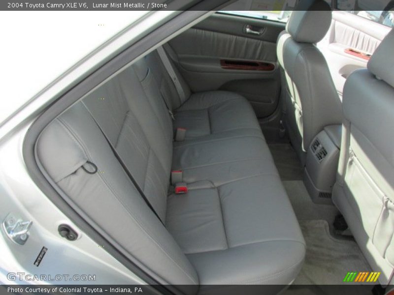 Lunar Mist Metallic / Stone 2004 Toyota Camry XLE V6
