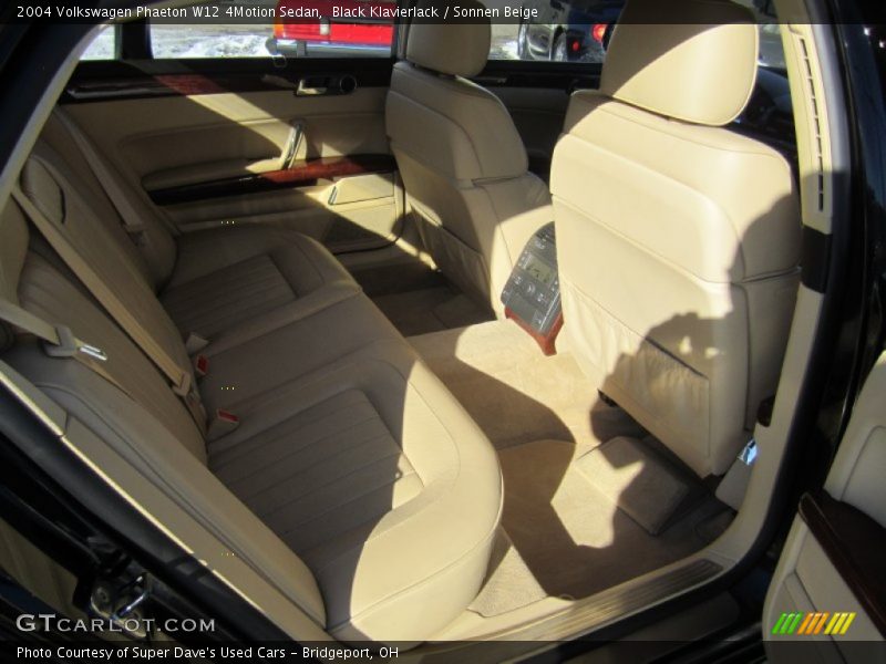 Rear Seat of 2004 Phaeton W12 4Motion Sedan