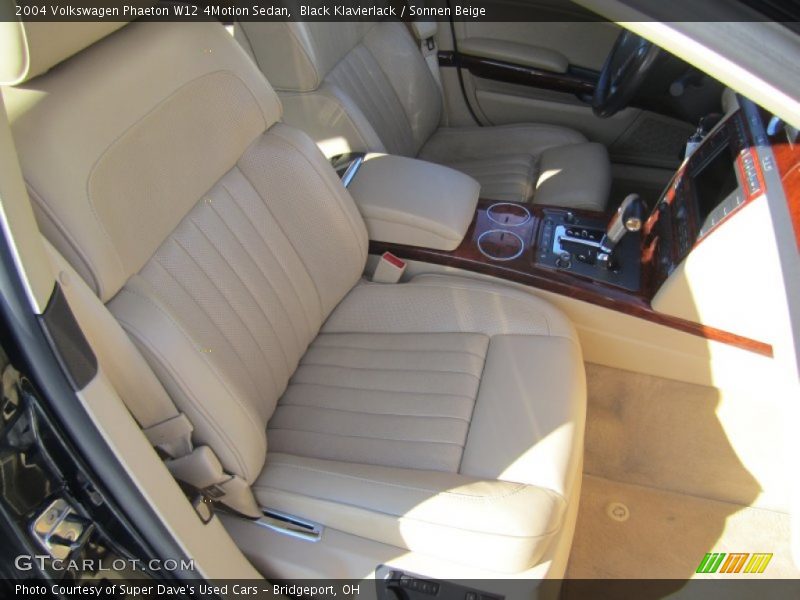 Front Seat of 2004 Phaeton W12 4Motion Sedan