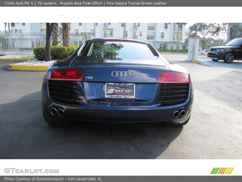 Mugello Blue Pearl Effect / Fine Nappa Tuscan Brown Leather 2009 Audi R8 4.2 FSI quattro