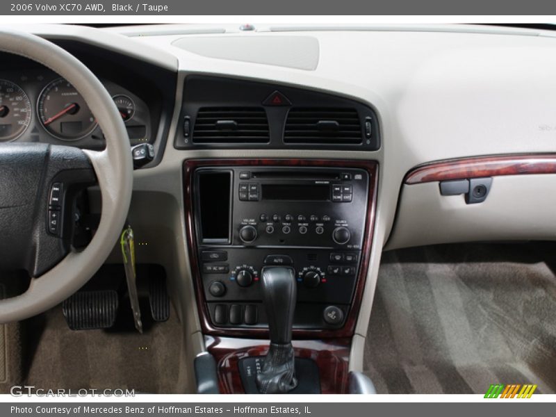 Black / Taupe 2006 Volvo XC70 AWD