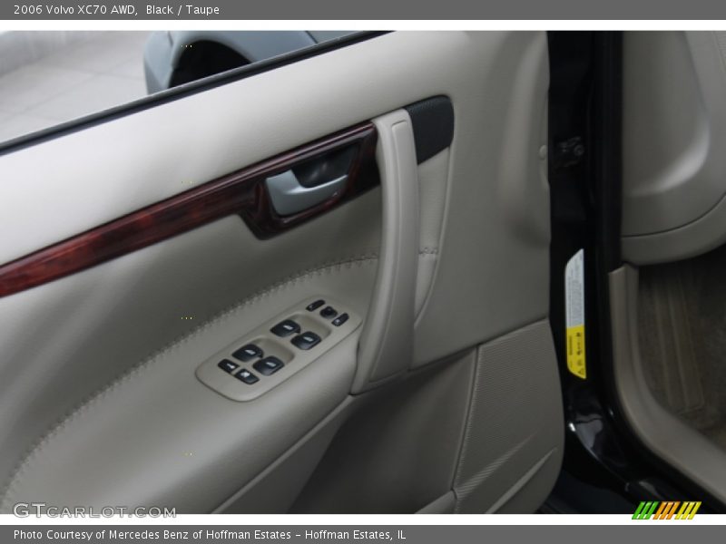 Black / Taupe 2006 Volvo XC70 AWD