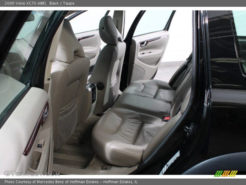 Black / Taupe 2006 Volvo XC70 AWD