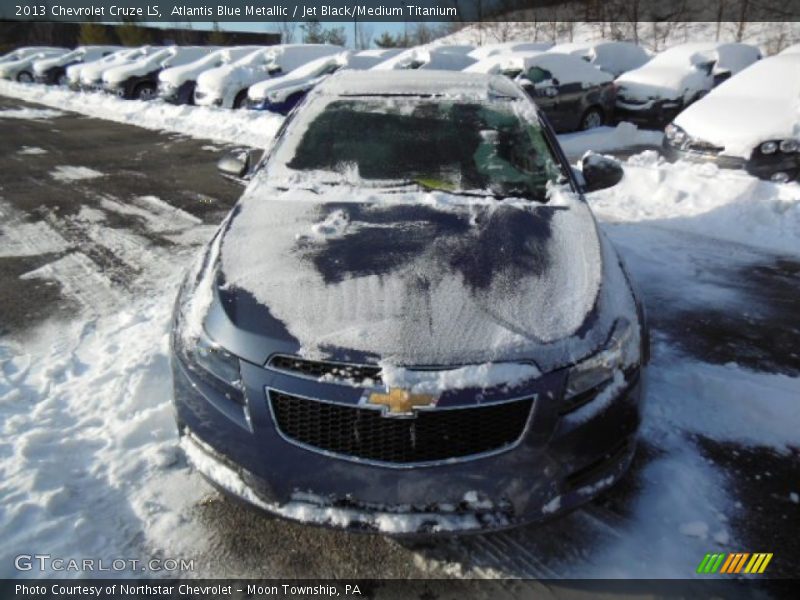 Atlantis Blue Metallic / Jet Black/Medium Titanium 2013 Chevrolet Cruze LS