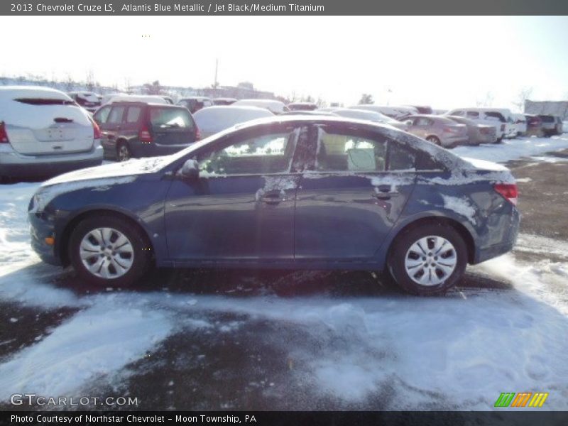 Atlantis Blue Metallic / Jet Black/Medium Titanium 2013 Chevrolet Cruze LS
