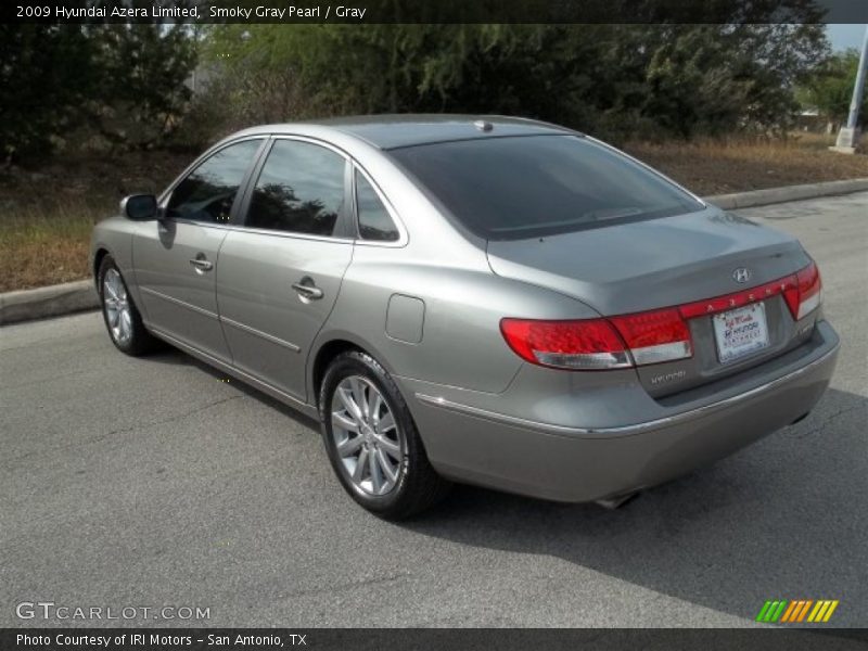 Smoky Gray Pearl / Gray 2009 Hyundai Azera Limited