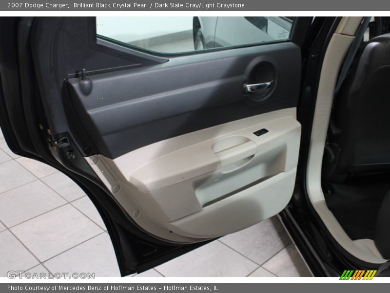 Brilliant Black Crystal Pearl / Dark Slate Gray/Light Graystone 2007 Dodge Charger