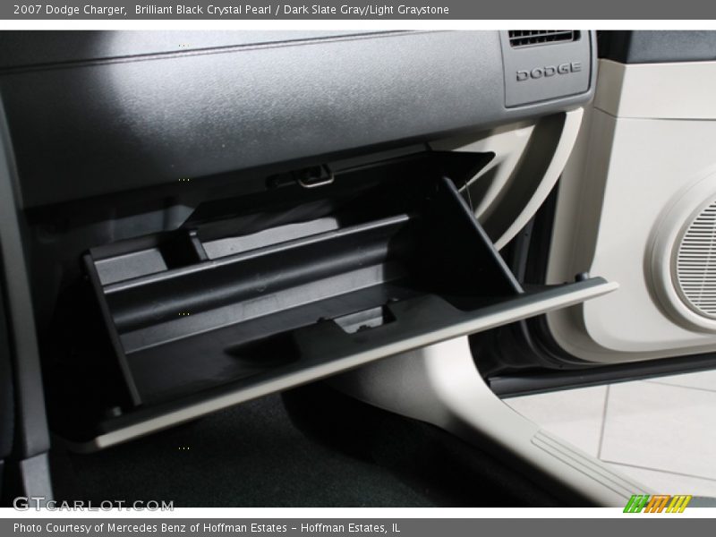 Brilliant Black Crystal Pearl / Dark Slate Gray/Light Graystone 2007 Dodge Charger