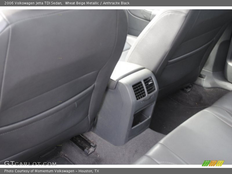 Wheat Beige Metallic / Anthracite Black 2006 Volkswagen Jetta TDI Sedan