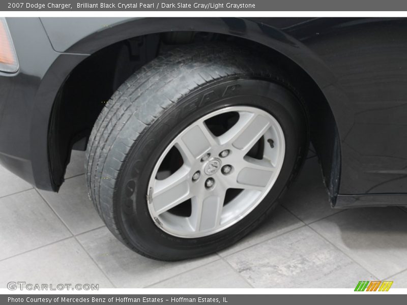 Brilliant Black Crystal Pearl / Dark Slate Gray/Light Graystone 2007 Dodge Charger
