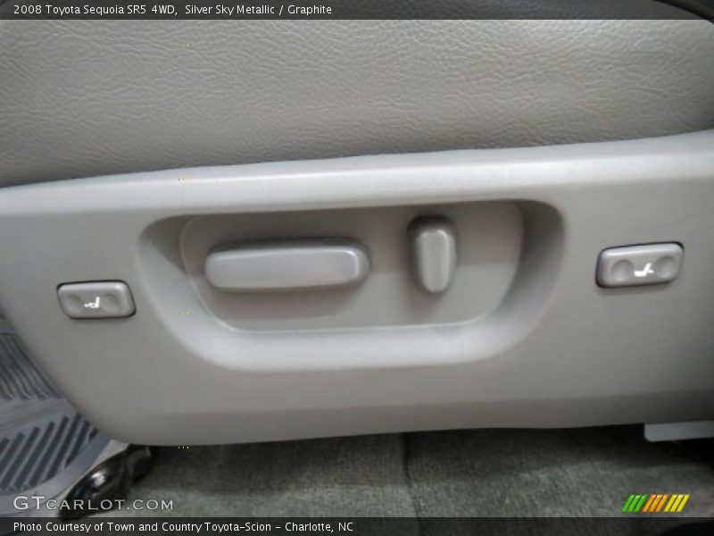 Silver Sky Metallic / Graphite 2008 Toyota Sequoia SR5 4WD