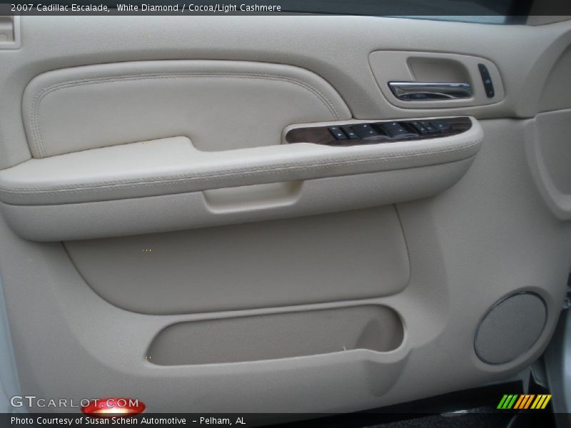 White Diamond / Cocoa/Light Cashmere 2007 Cadillac Escalade