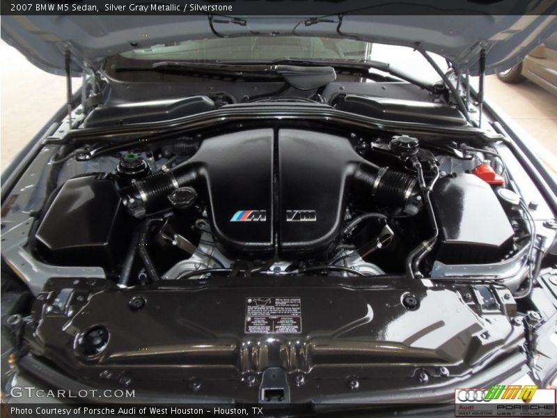 Silver Gray Metallic / Silverstone 2007 BMW M5 Sedan