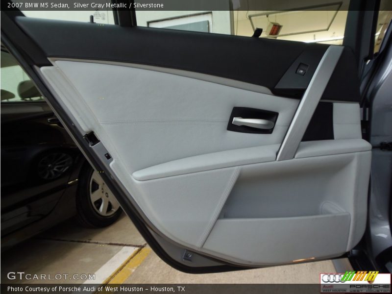 Silver Gray Metallic / Silverstone 2007 BMW M5 Sedan