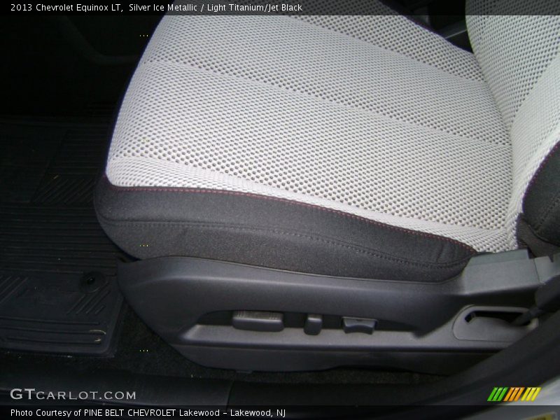 Silver Ice Metallic / Light Titanium/Jet Black 2013 Chevrolet Equinox LT