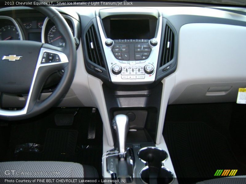 Silver Ice Metallic / Light Titanium/Jet Black 2013 Chevrolet Equinox LT