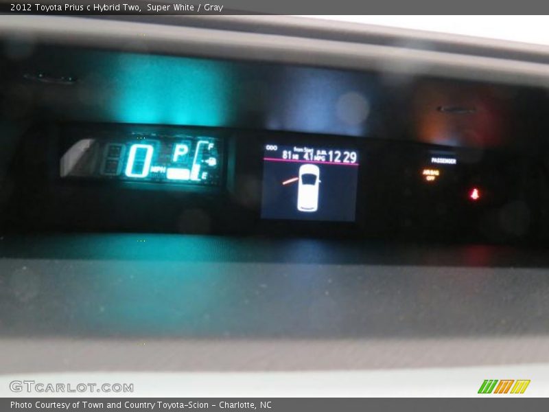 Super White / Gray 2012 Toyota Prius c Hybrid Two