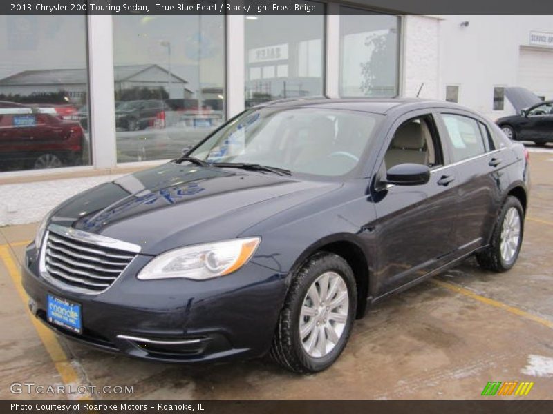 Front 3/4 View of 2013 200 Touring Sedan