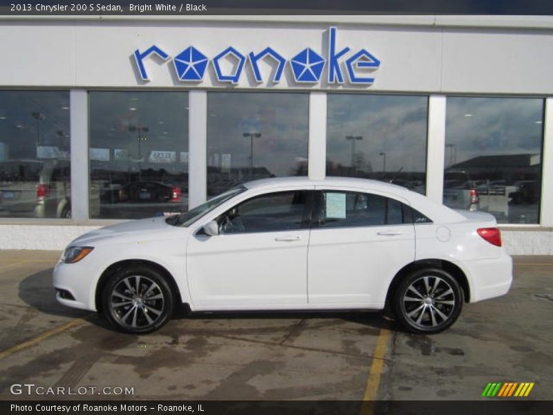 Bright White / Black 2013 Chrysler 200 S Sedan