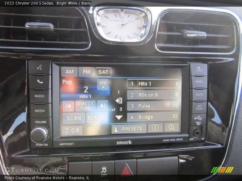 Bright White / Black 2013 Chrysler 200 S Sedan