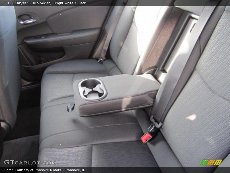 Bright White / Black 2013 Chrysler 200 S Sedan