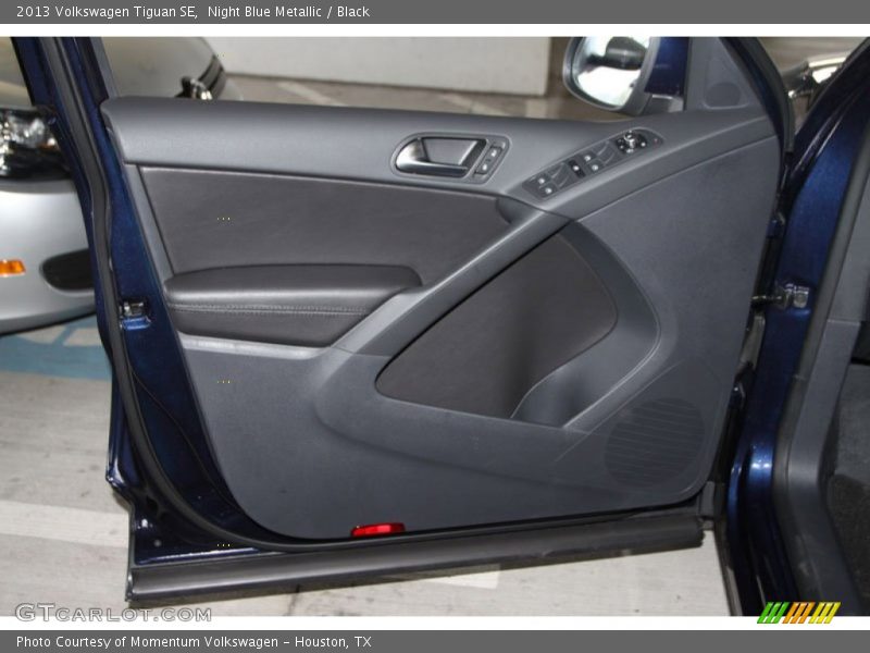 Night Blue Metallic / Black 2013 Volkswagen Tiguan SE