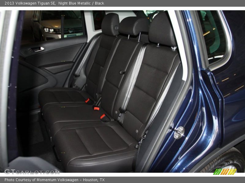 Night Blue Metallic / Black 2013 Volkswagen Tiguan SE