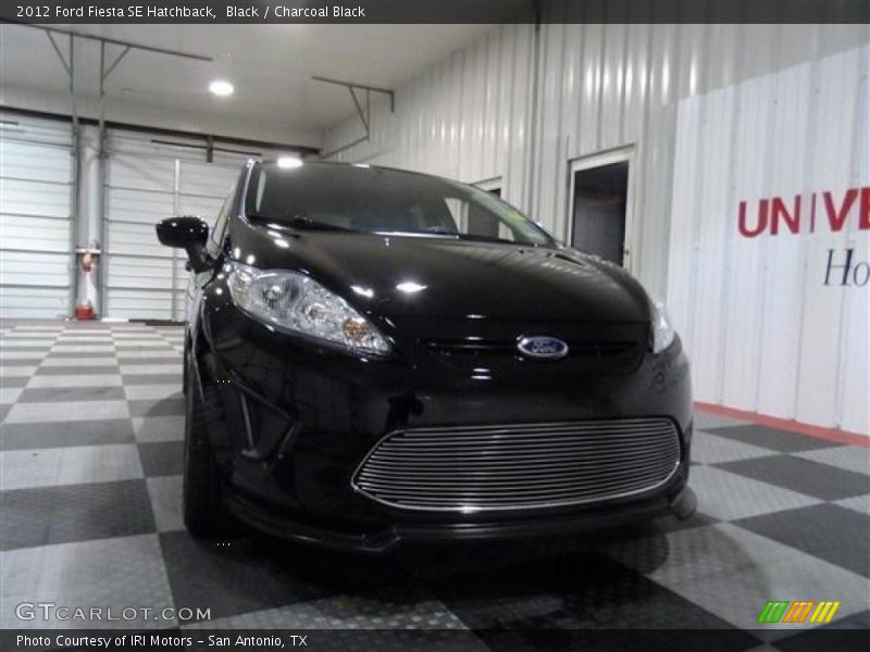 Black / Charcoal Black 2012 Ford Fiesta SE Hatchback