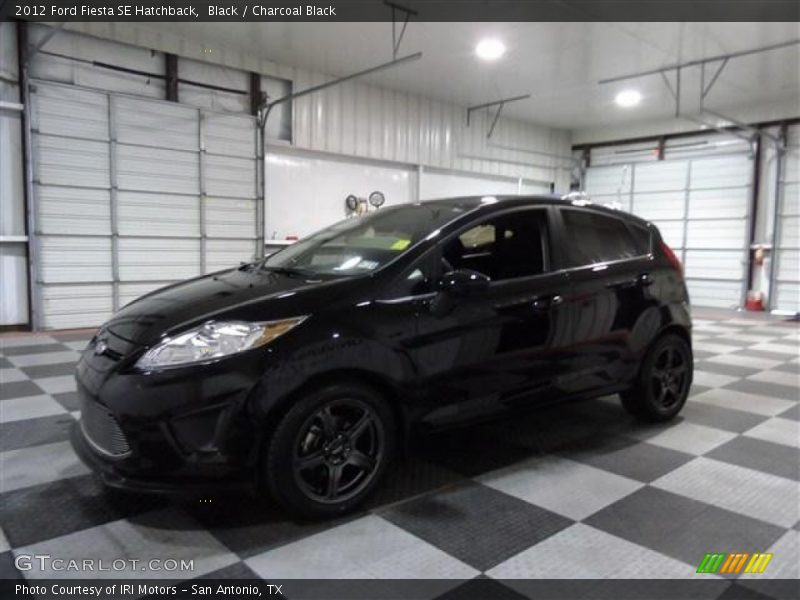 Black / Charcoal Black 2012 Ford Fiesta SE Hatchback