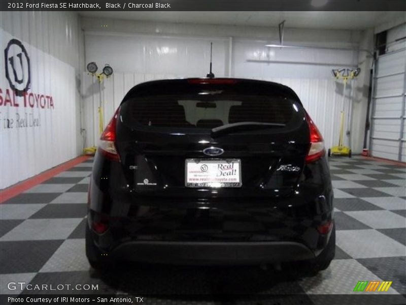 Black / Charcoal Black 2012 Ford Fiesta SE Hatchback