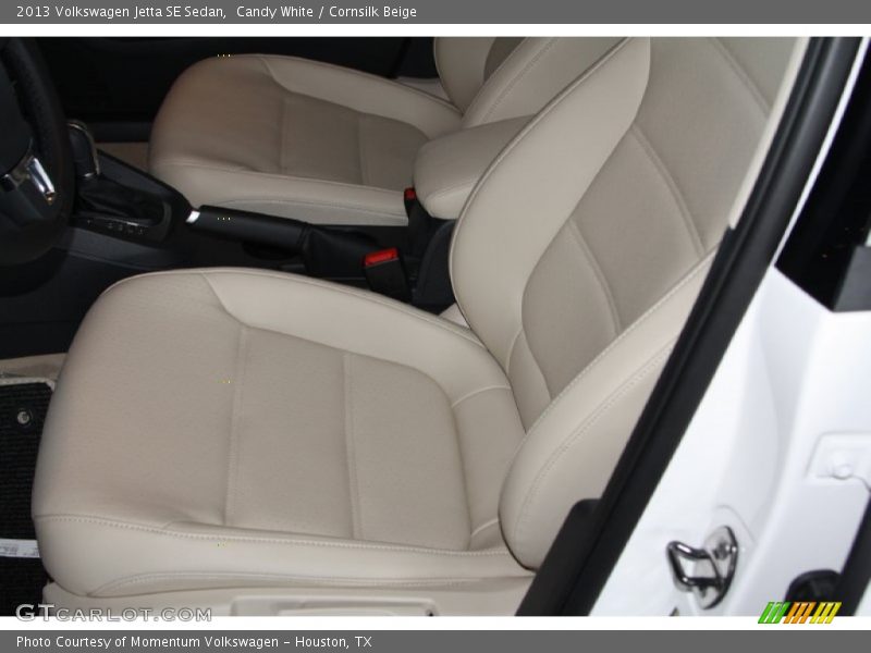 Candy White / Cornsilk Beige 2013 Volkswagen Jetta SE Sedan