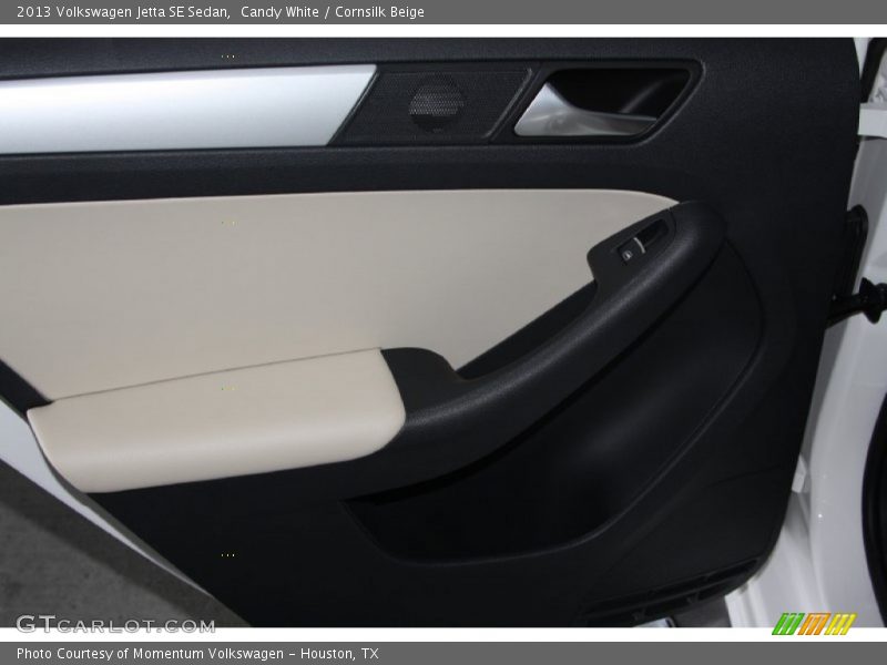 Candy White / Cornsilk Beige 2013 Volkswagen Jetta SE Sedan