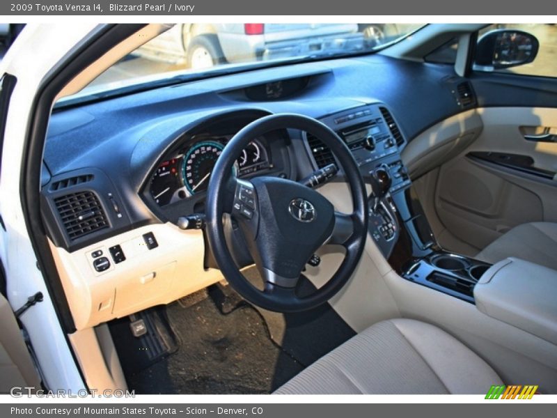 Blizzard Pearl / Ivory 2009 Toyota Venza I4
