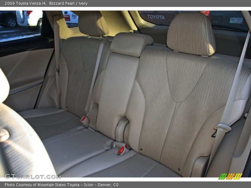 Blizzard Pearl / Ivory 2009 Toyota Venza I4
